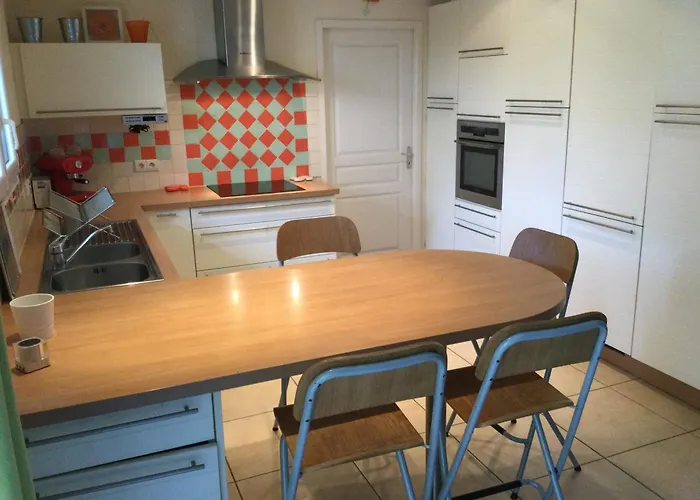 Avec Grand Jardin Pour 6 Personnes Proche Et Ocean Villa